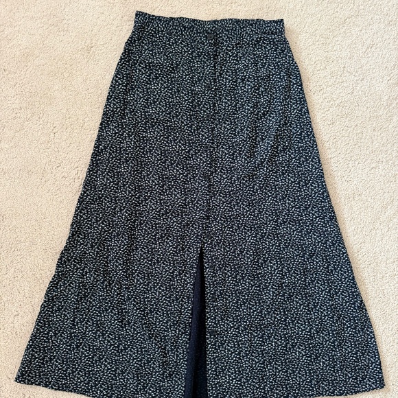 Brandy Melville Button up Skirt - Picture 4 of 4